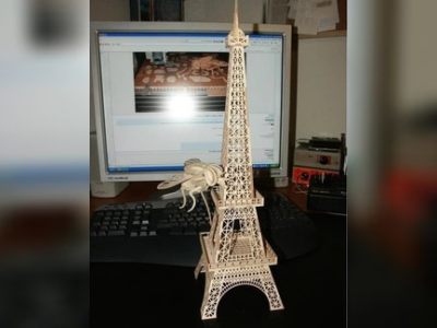 3D Wooden Puzzle Eiffel Tower Vector File