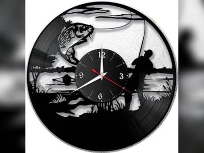 Wall Clock Fisherman Pulls the Fish CDR File