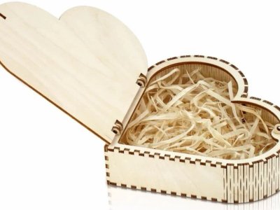 Wooden Heart Jewelry Box – Elegant Laser Cut Design for Personalized Gifts