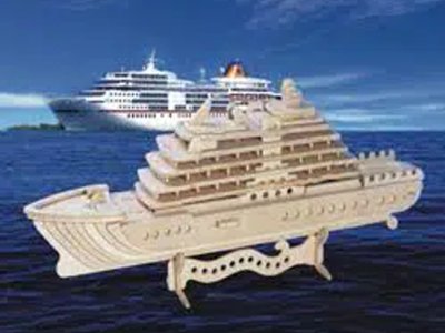 Luxury Yacht Model