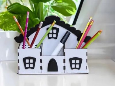 Wooden Pen Holder